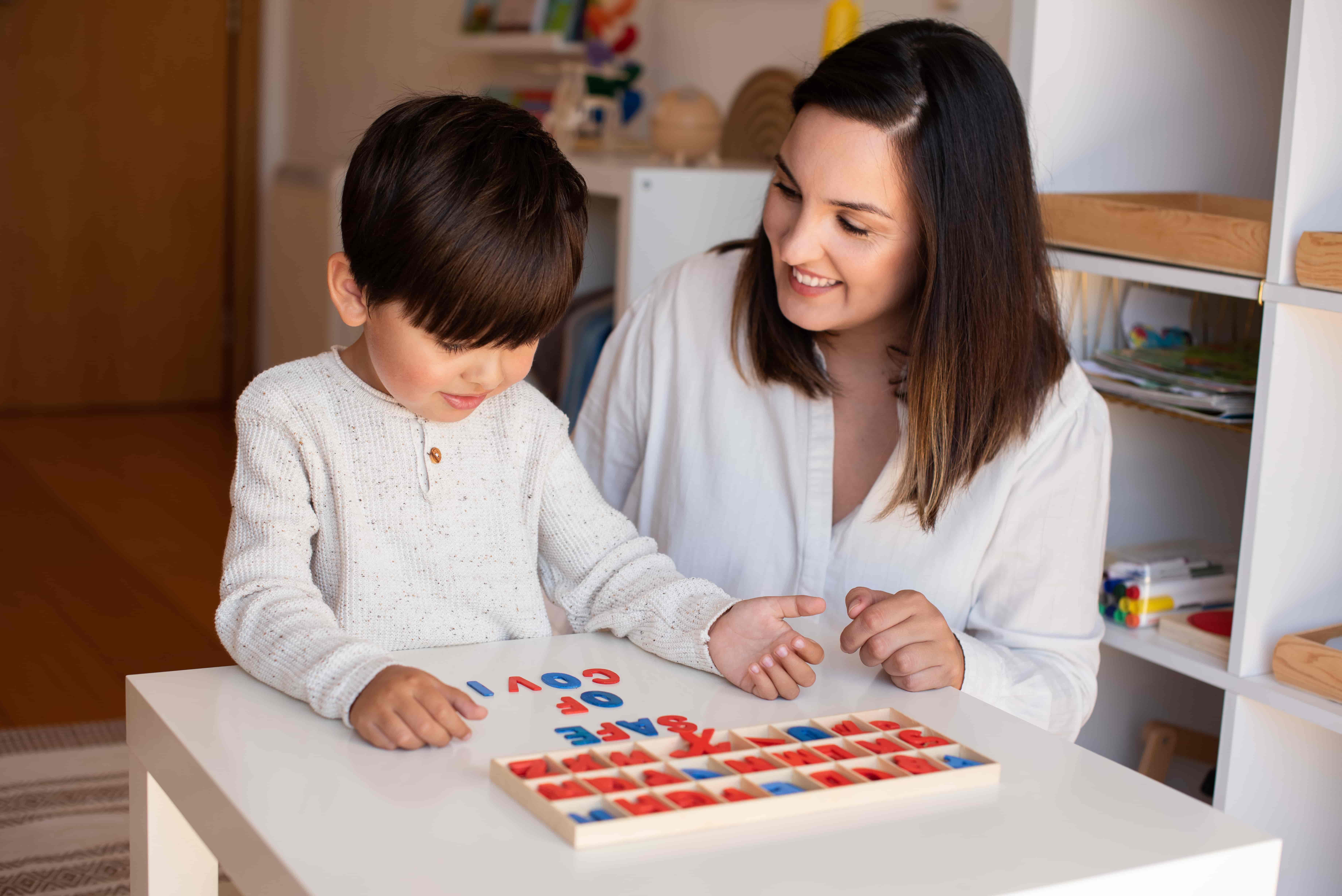 How To Teach An Autistic Child to Read Challenges and Tips